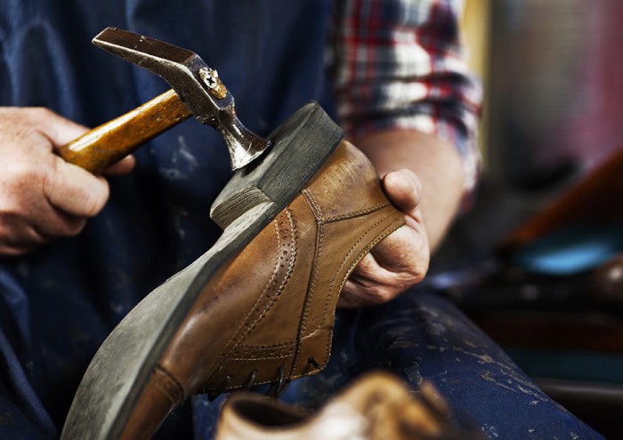 Shoe repair in Javea